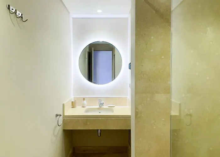 Apartment Seaview Mangroovy 2br, Walk To & Pool, Ollystays Red Sea Hurghada